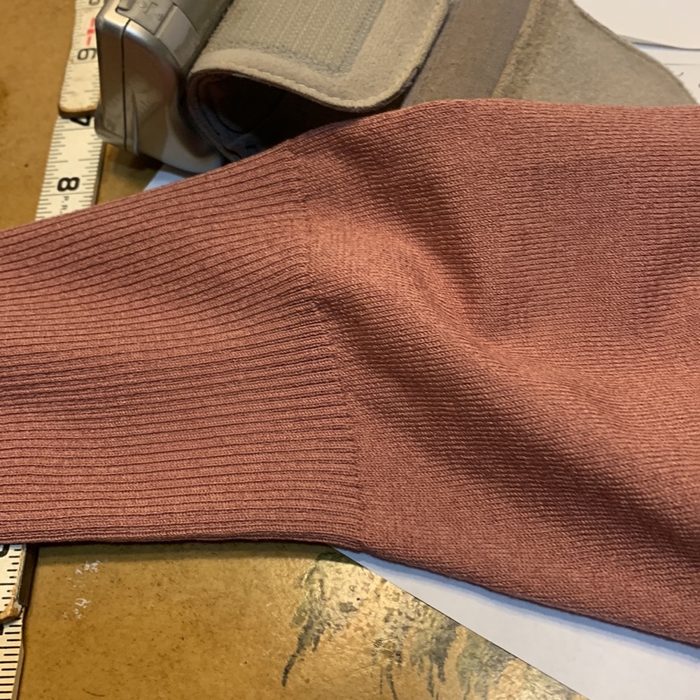 Sweater - Picture 5 of 5